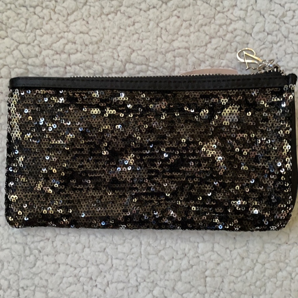 Victoria’s Secret cosmetic bag